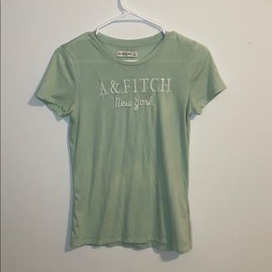 Abercrombie & Fitch tee
